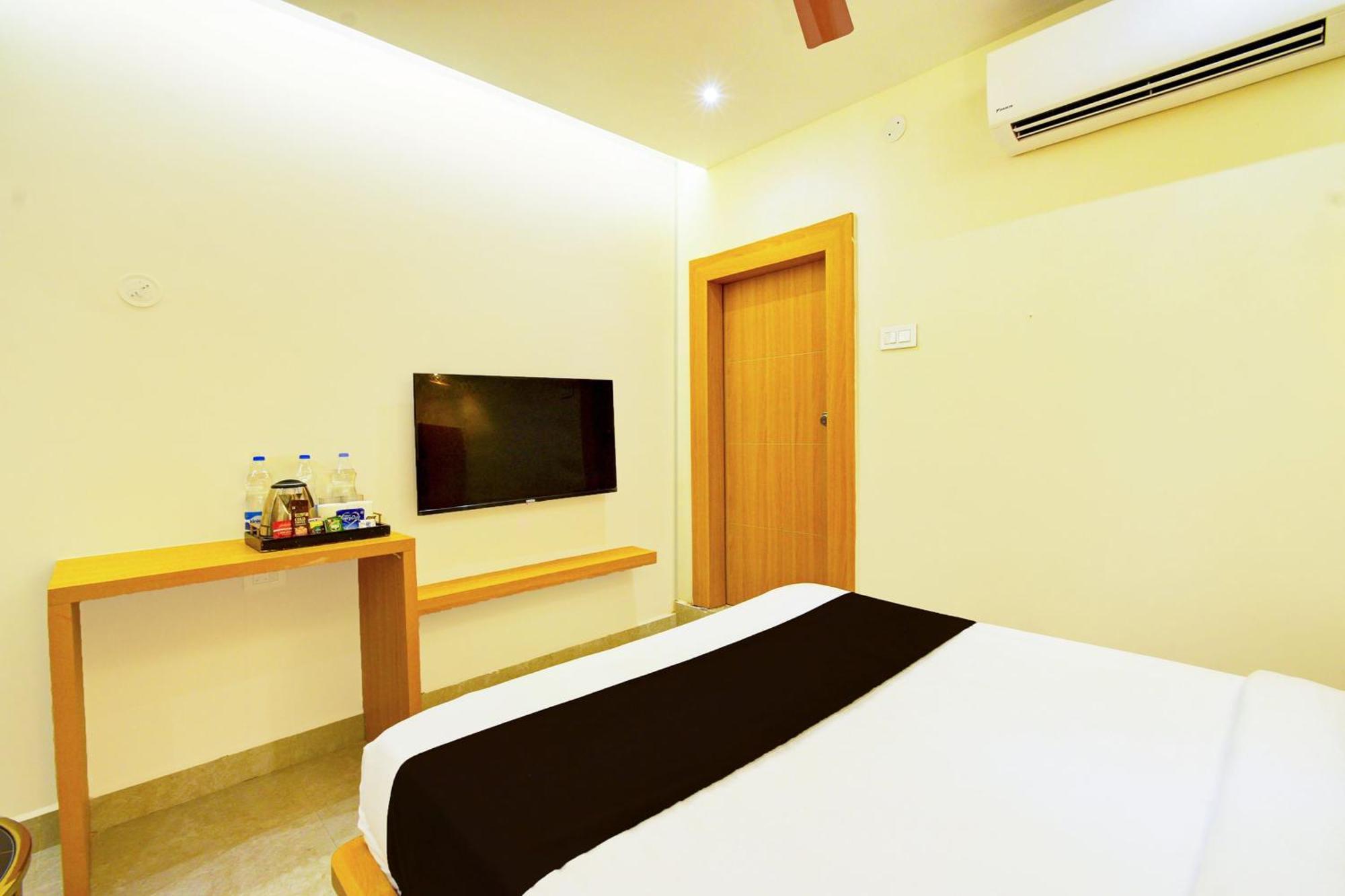 Hotel O Svs Suites Luxury Rooms Trimulgherry Exterior foto