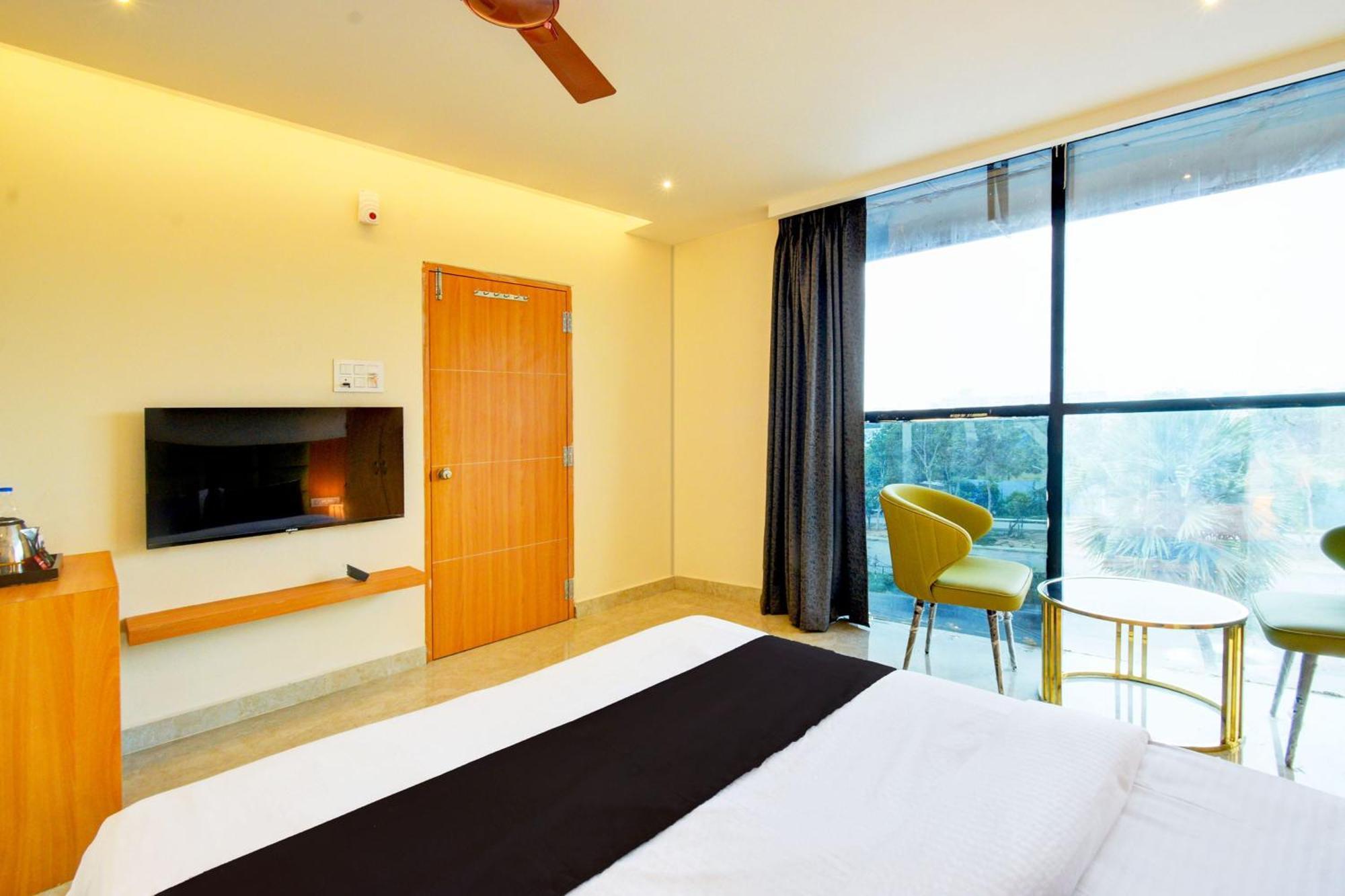 Hotel O Svs Suites Luxury Rooms Trimulgherry Exterior foto