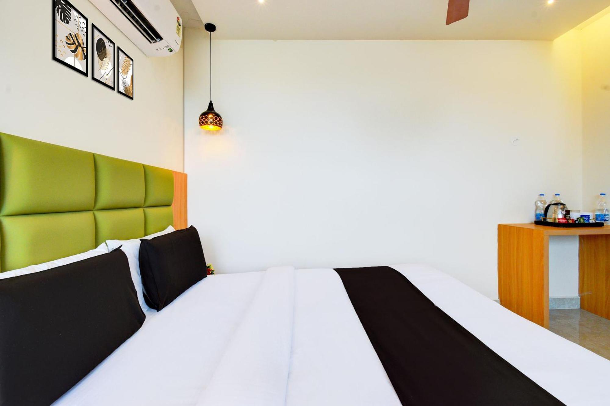 Hotel O Svs Suites Luxury Rooms Trimulgherry Exterior foto